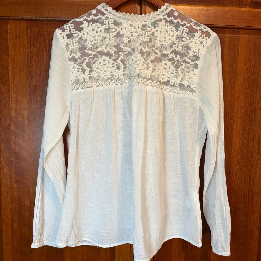 United Colors of Benetton White Lace Yoke Long Sleeve Blouse Top Womens Large